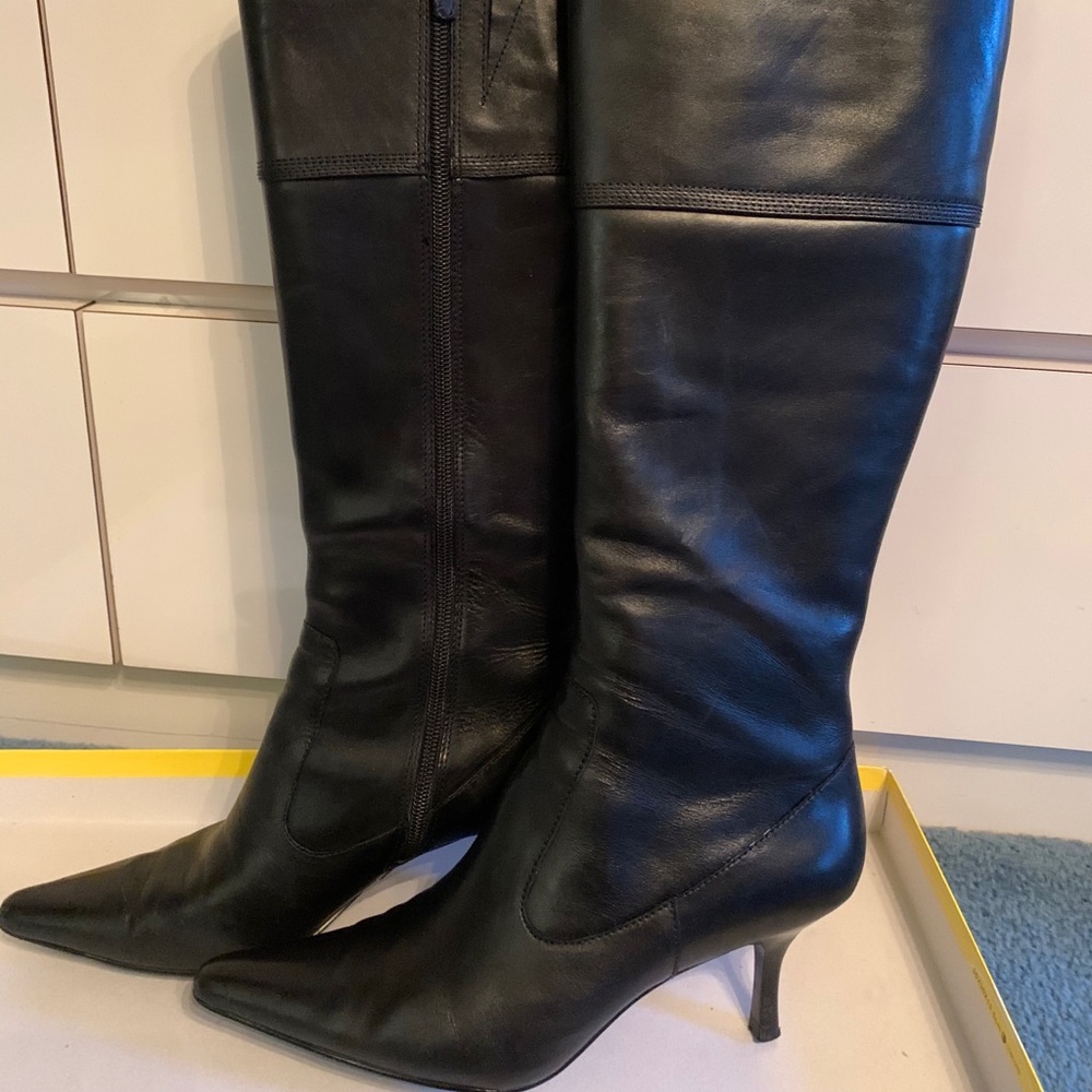 Black leather women’s tall boots